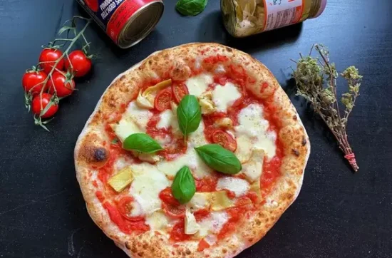 Neapolitanische Pizza Dallagiovanna Anna Uniqua Blu Beitragsbild