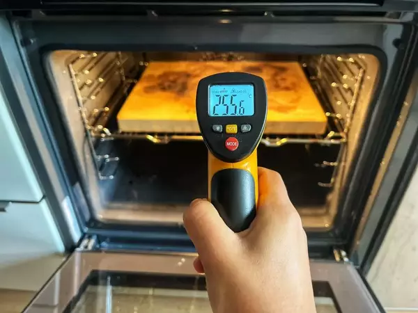 Pizza Stone Measure Temperature