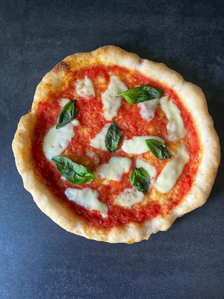 Glutenfreie_Pizza_aus_Haushaltsofen